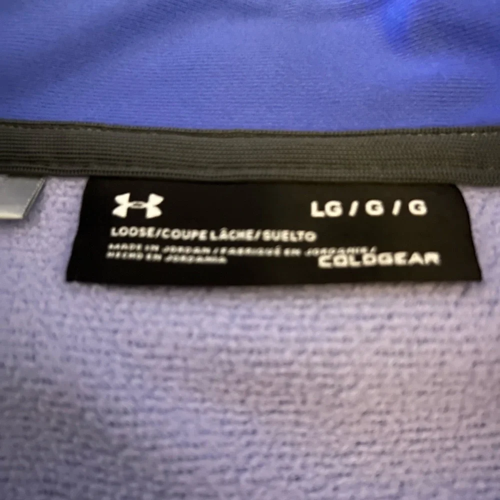 UNDER AMOUR COLDGEAR HALF ZIPPER (Hidden flap), SIZE L, BEAUTIFUL ROYAL BLUE - Picture 2 of 2